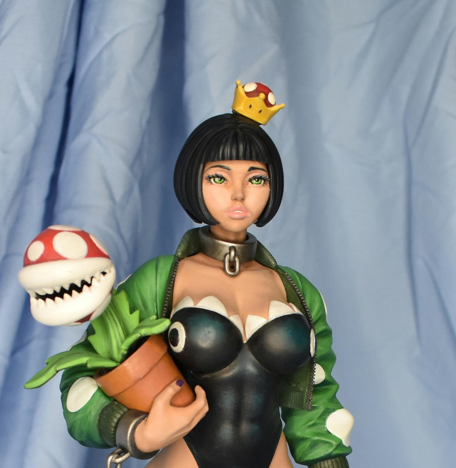 Chompette Front